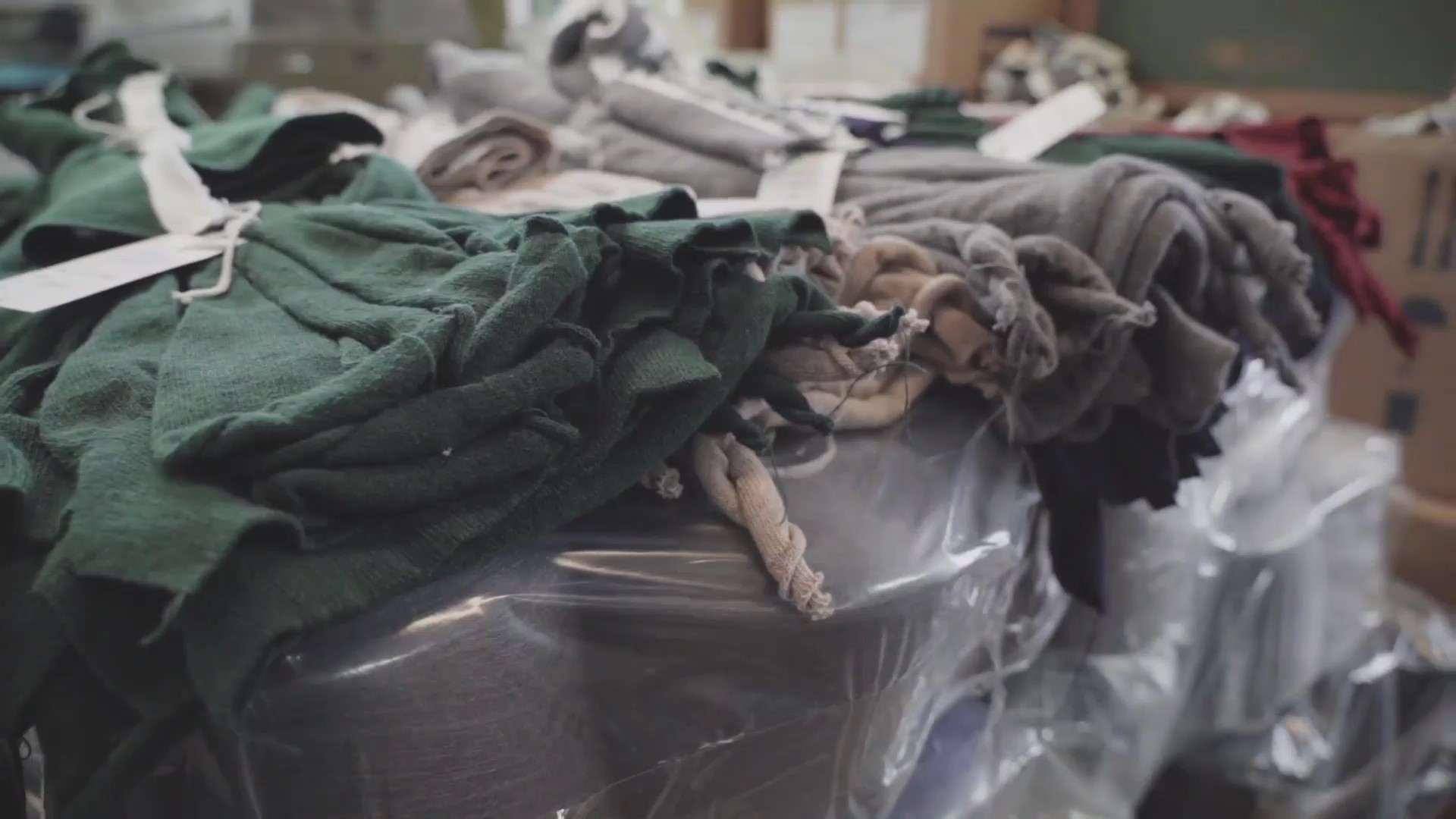 assemblaggio maglieria cashmere made in Italy lavorazione di assemblaggio maglieria cashmere made in italy