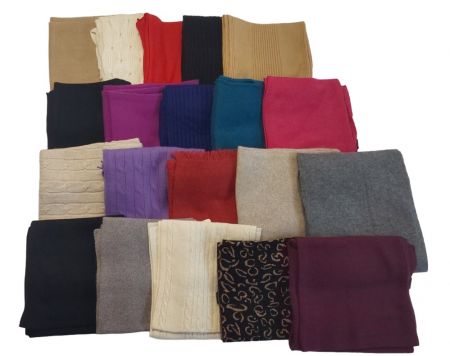 scarfs in stock lots of 20 assorted pieces